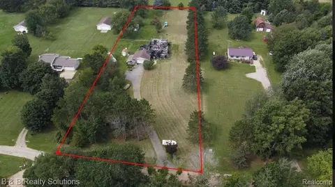 5125 Schlaud Rd, North Branch, MI 48461