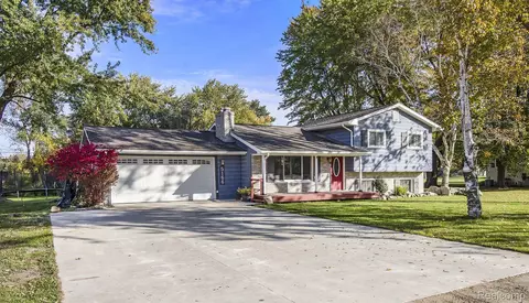 5166 Ray Rd, Linden, MI 48451