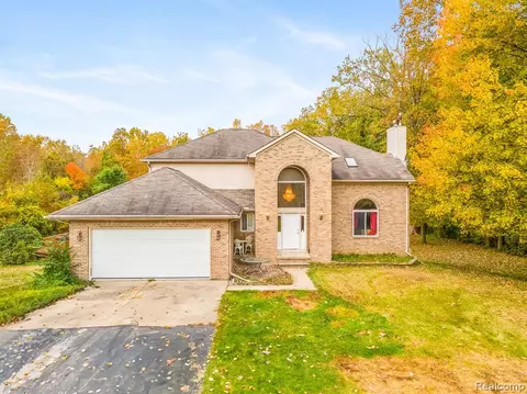 8508 Mckean Rd, Willis, MI 48191