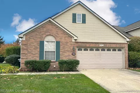 415 Carson Dr, Westland, MI 48185