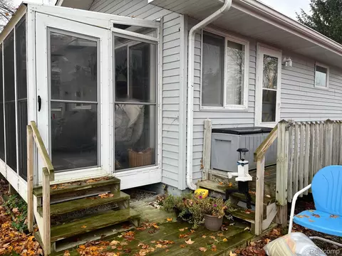 945 N M 33 #2, Benton, MI 49721
