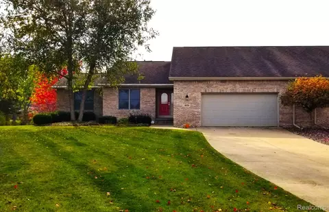 8059 Prestonwood, Flushing, MI 48433