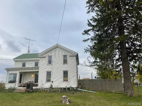 4198 Tipton, Adrian, MI 49221