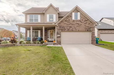 17296 Sunny Crest Ct, Romulus, MI 48174