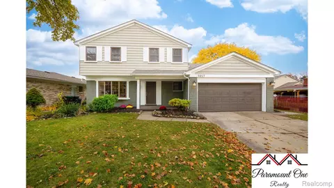 9857 Rose St, Taylor, MI 48180