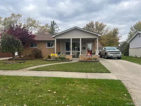 30850 Burlington St, Westland, MI 48186