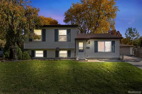 15899 Elm, Romulus, MI 48174