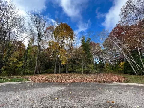 00 Tranquil Ct, Commerce Twp, MI 48382
