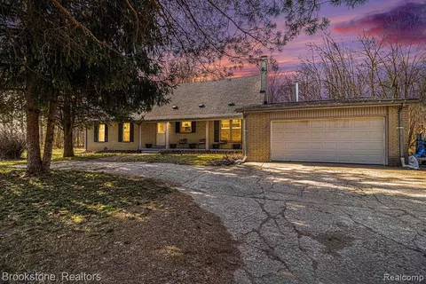28340 Elwell Rd, Belleville, MI 48111