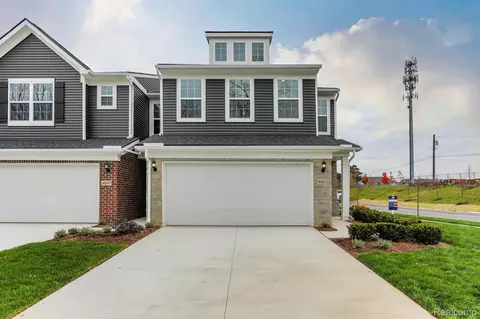 4903 Glenora Dr #38, Orion, MI 48359