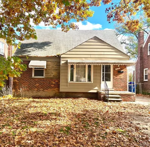 625 Shadowlawn St, Inkster, MI 48141