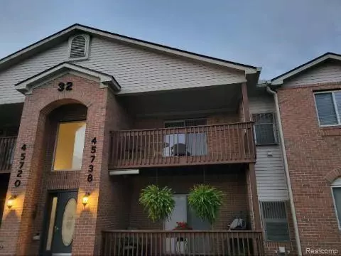 45730 Prairiegrass Ct, Van Buren, MI 48111