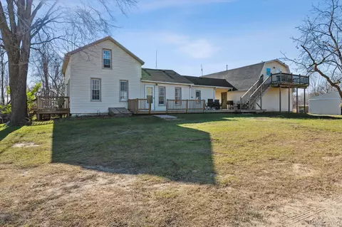 23740 Carleton West Rd, Sumpter, MI 48111
