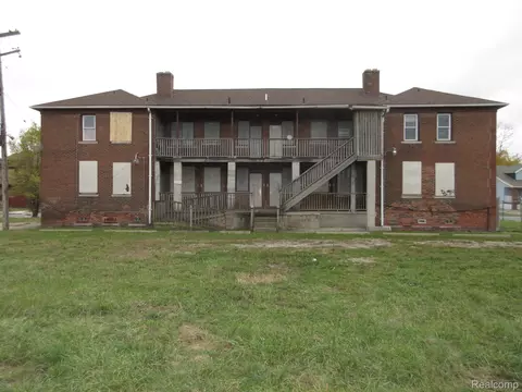 7140 Elmhurst St, Detroit, MI 48204