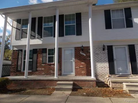 21666 Hidden Rivers Dr S, Southfield, MI 48075