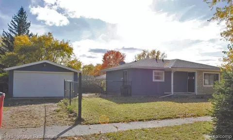5301 Military Ave, Brighton, MI 48116