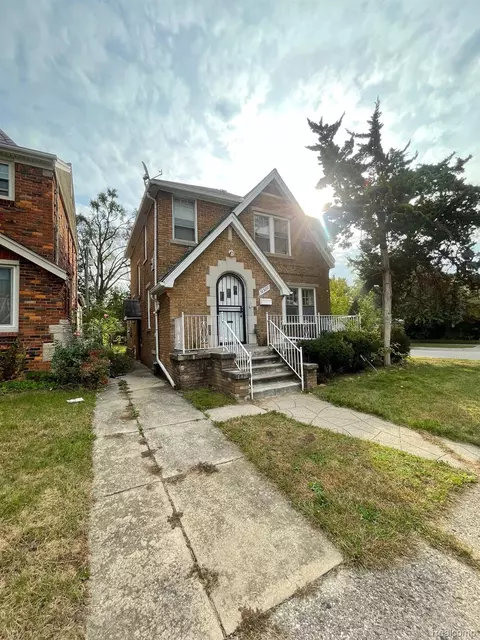 16500 Birwood St, Detroit, MI 48221
