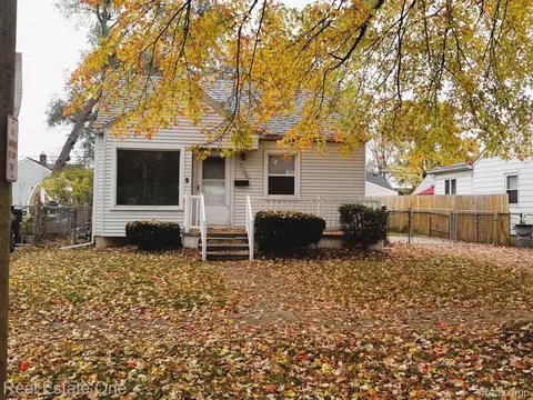 2106 Richmond Ave, Lincoln Park, MI 48146