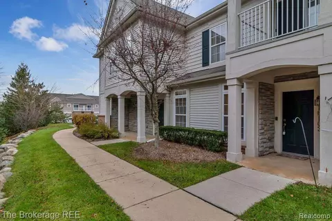 16103 Addington Dr, Commerce, MI 48390