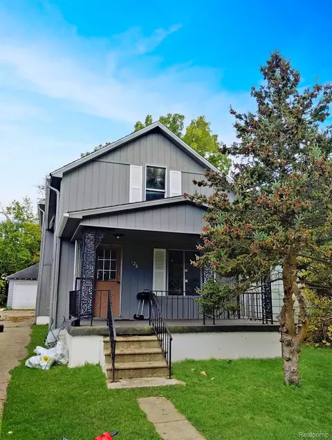 128 E Lakeview Ave, Flint, MI 48503