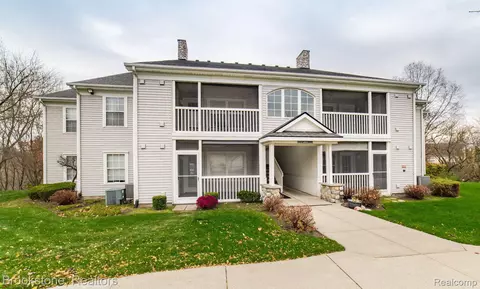 4703 Inverness St #62, Dexter, MI 48130