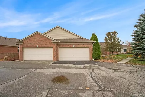 30589 Sabrina, Chesterfield, MI 48051