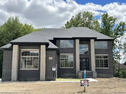 11846 Encore Ct, Shelby Township, MI 48315