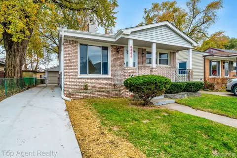6804 Maxwell Ave, Warren, MI 48091