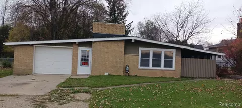 940 S Van Dyke Rd, Colfax, MI 48413