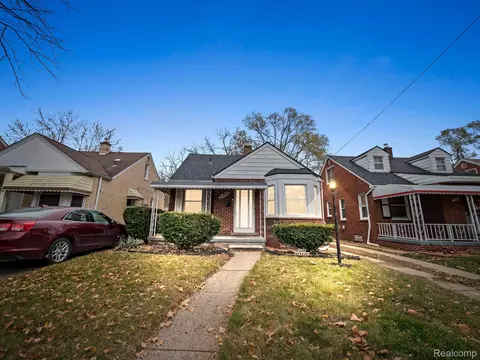 9962 Chatham, Detroit, MI 48239