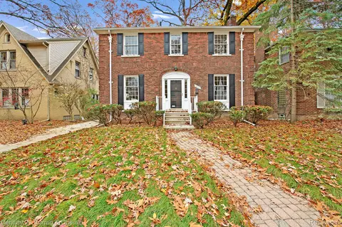 1017 S Highland St, Dearborn, MI 48124
