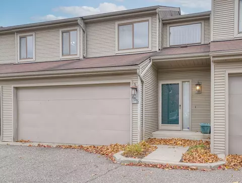 655 Glasgow Crt Ct, Rochester Hills, MI 48307