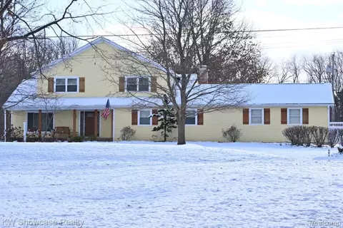 700 Pueblo, Milford, MI 48381