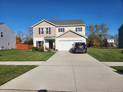 852 Rabbit Run Rd, Carleton, MI 48117