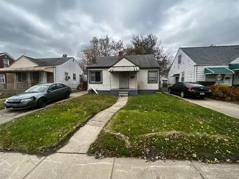 7461 Dolphin, Redford, MI 48239