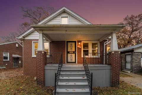 20014 Greenlawn St, Detroit, MI 48221