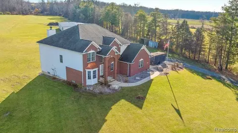 32243 Sibley Rd, Romulus, MI 48174