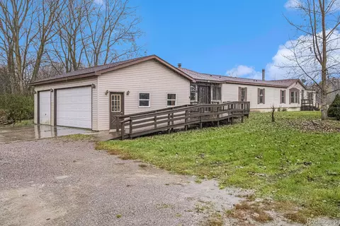 11392 Peterson Rd, Vienna, MI 48420