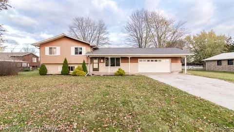 11978 Sweitzer Rd, Carleton, MI 48117