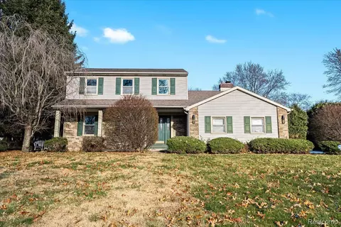 6448 Lawnsdale Dr, Bedford, MI 48182