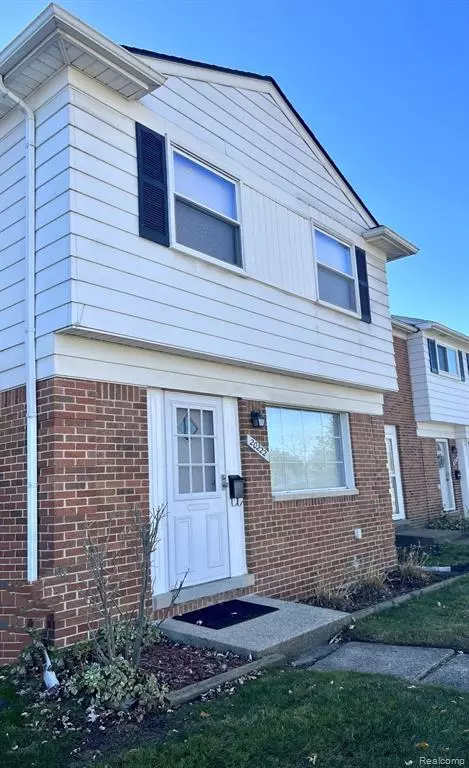 20222 15 Mile Rd #215, Clinton Township, MI 48035