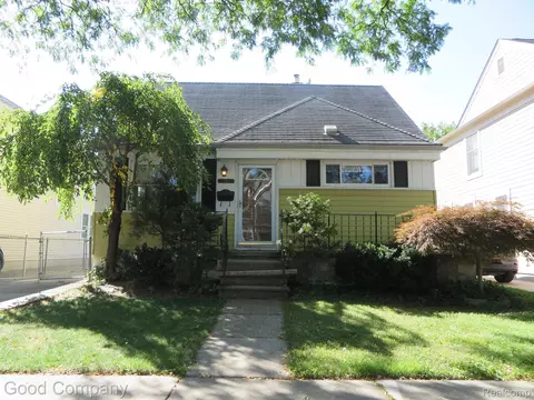 1156 Emmons Ave, Birmingham, MI 48009