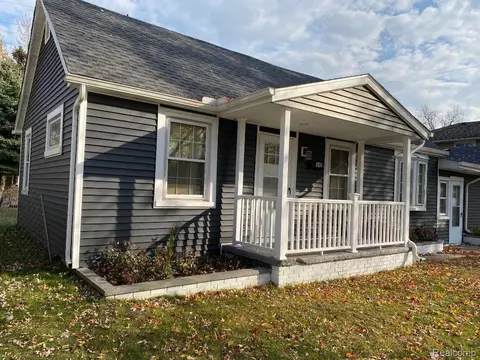 6345 Mcguire St, Taylor, MI 48180