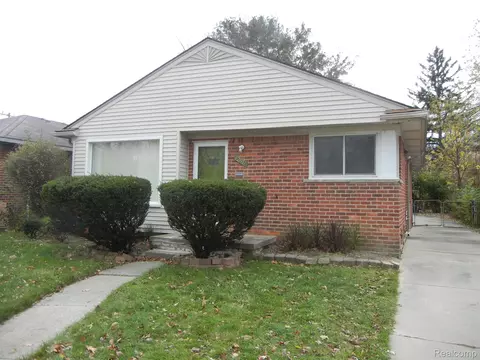 12811 Oak Park Blvd, Oak Park, MI 48237