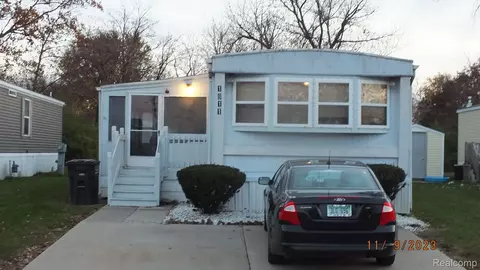 1811 Garden, Monroe, MI 48161