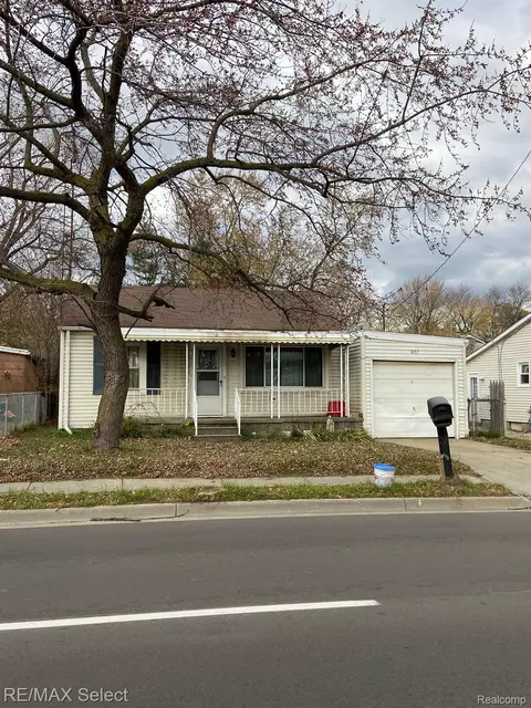 1457 E Bristol Rd, Burton, MI 48529