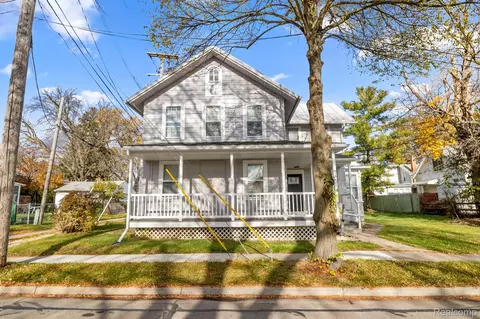 112 W 3rd St, Monroe, MI 48161