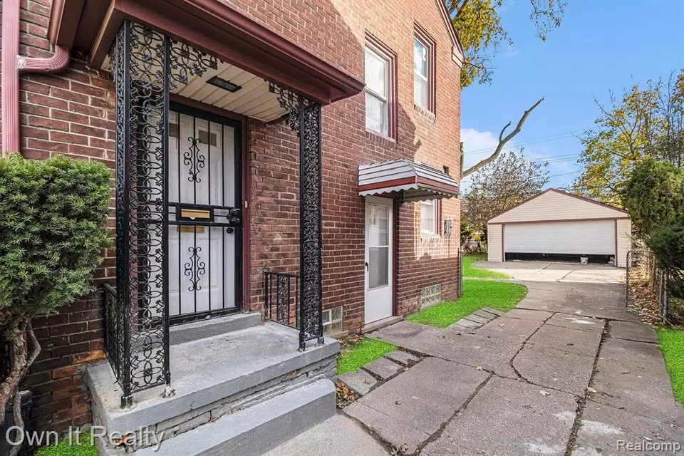 19498 Littlefield St, Detroit, MI 48235 34 Photos Movoto