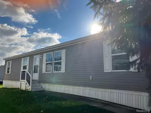 436 Hidden Rdg, Morrice, MI 48857