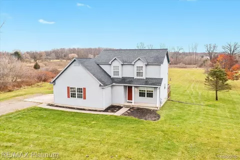 3980 Byron Rd, Howell, MI 48855